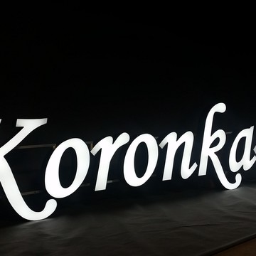 litery-swietlne-oraz-znaki-3d-alurapid-reklama-swietlna-leutchwerbung-lightbox-kaseton-reklamowy-kaseton-swietlny-pylony
